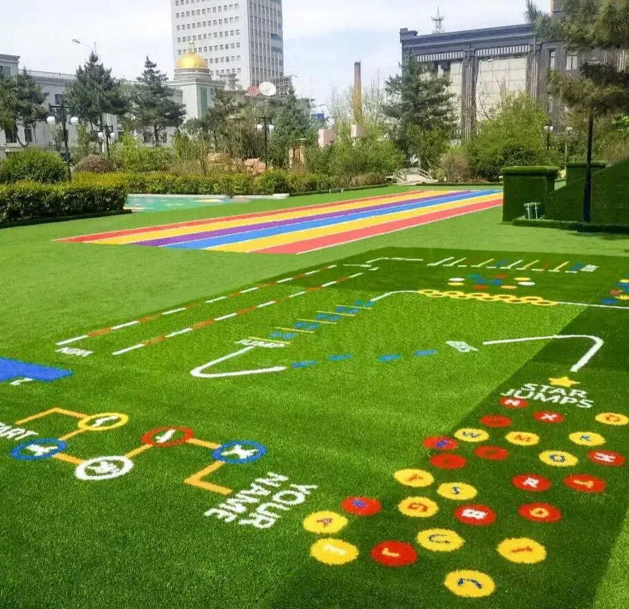 Spielplatz Gras